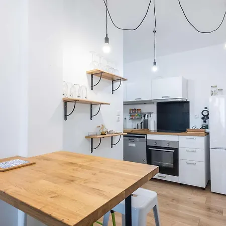 Joli Duplex Tres Recent Au Coeur De La Sérignan