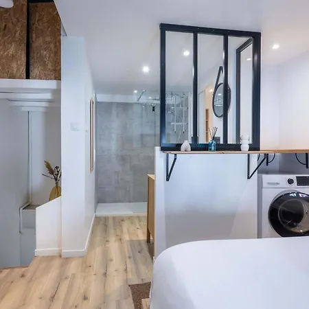 Joli Duplex Tres Recent Au Coeur De La Sérignan