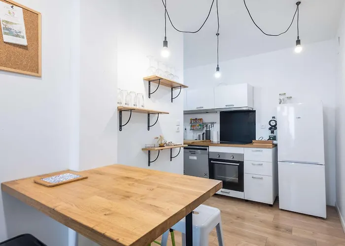 Joli Duplex Tres Recent Au Coeur De La Sérignan